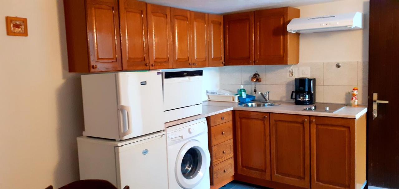 Luminaria Solis Vacation Home โรกอซนิซา ภายนอก รูปภาพ