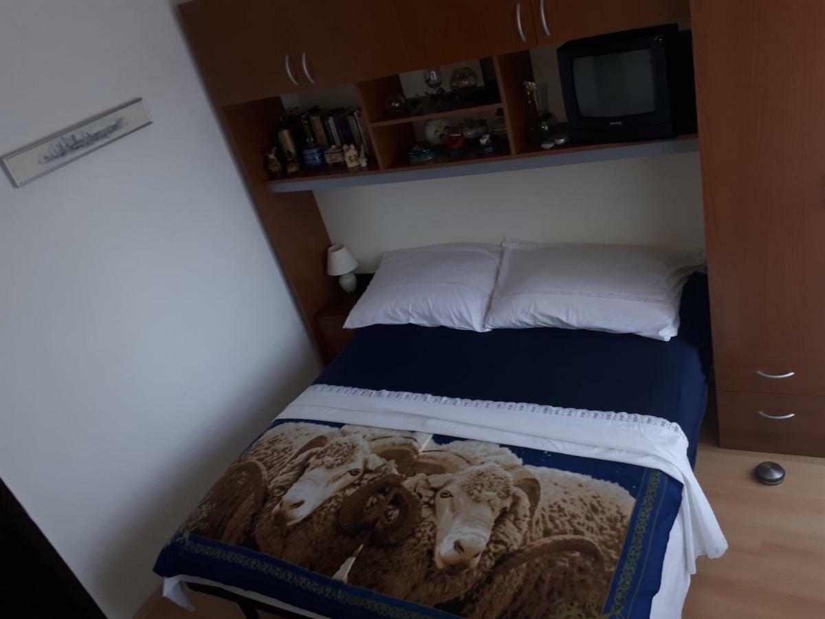 Luminaria Solis Vacation Home โรกอซนิซา ภายนอก รูปภาพ